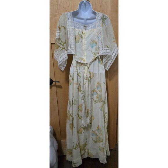 Vintage Floral Maxi Dress With Lace Flutter Sleeves & Belt boho hippie fairycore - Picture 4 of 8